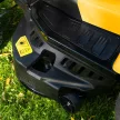 Fűnyírótraktor 86 cm hátsó kidobással és mechanikus váltóval Riwall PRO RLT 86 TRD