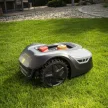 Akkumulátoros robotfűnyíró 900 m2, WiFi és Bluetooth vezérlési lehetőséggel Riwall PRO RRM 950 APP